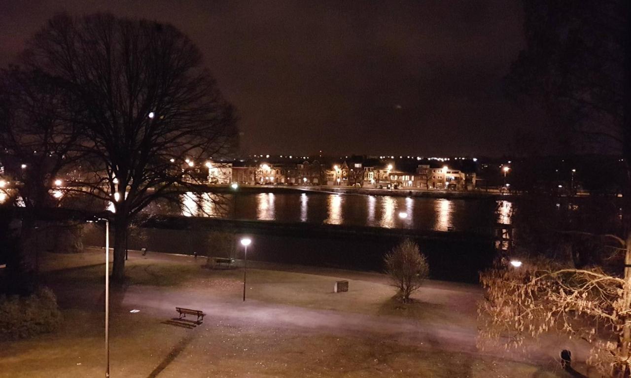 Au Fil De L Eau * Namur (Namen)